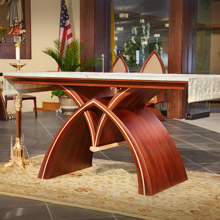 StMarkMainAltar_thumb