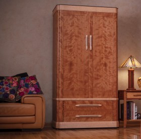 Warrens Armoire