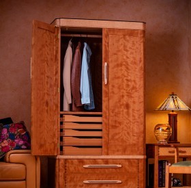 Warrens Armoire