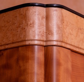Warrens Armoire