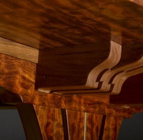 Medina Extension Table