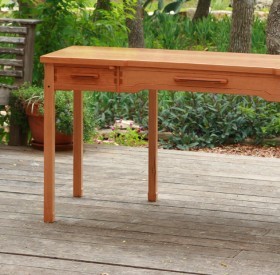 Radius Desk